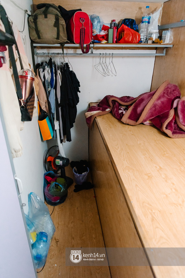 Khám phá phòng trọ hộp diêm giữa lòng Hà Nội: Chỉ rộng 3m2, tiện ích thiếu thốn nhưng giá cả liệu có rẻ? - Ảnh 27. Khám phá phòng trọ hộp diêm giữa lòng Hà Nội: Chỉ rộng 3m2, tiện ích thiếu thốn nhưng giá cả liệu có rẻ? - Ảnh 27.