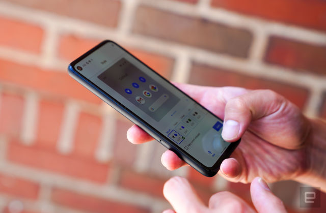 Làm thế nào mà smartphone Pixel mới của Google lại rẻ đến vậy? - Ảnh 3. Làm thế nào mà smartphone Pixel mới của Google lại rẻ đến vậy? - Ảnh 3.