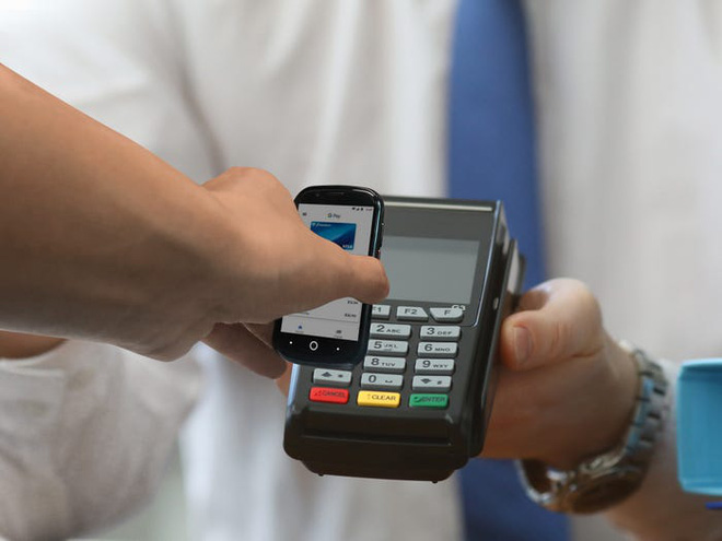  Qu&ecirc;n điện thoại m&agrave;n h&igrave;nh lớn đi, chiếc smartphone t&iacute; hon n&agrave;y mới đang l&agrave; t&acirc;m điểm của sự ch&uacute; &yacute; - Ảnh 5.