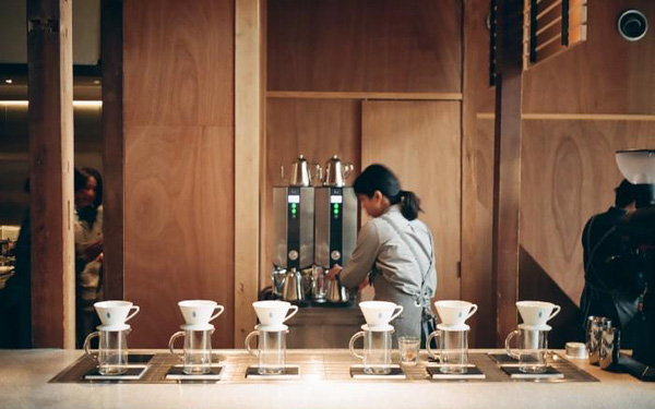 Kh&ocirc;ng tốn 1 xu quảng c&aacute;o, Nestle từng khiến cả một quốc gia th&iacute;ch c&agrave; ph&ecirc; của họ bằng chiến lược tiếp thị t&aacute;o bạo nhất thế kỷ 20  - Ảnh 1.