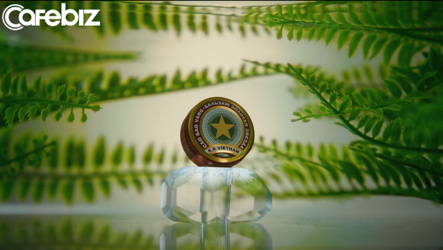 &ldquo;Mất t&iacute;ch&rdquo; tại qu&ecirc; nh&agrave; nhưng Cao Sao V&agrave;ng vừa được người Nga l&agrave;m quảng c&aacute;o miễn ph&iacute;: H&igrave;nh ảnh chỉn chu, chễm chệ 2 chữ Việt Nam  - Ảnh 6.