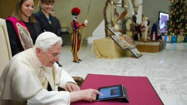 Oprah Winfrey từng gọi iPad l&agrave; ph&aacute;t minh tuyệt vời nhất thế kỷ - Điều g&igrave; biến n&oacute; th&agrave;nh gadget đ&aacute;ng mua nhất của Apple? - Ảnh 8.