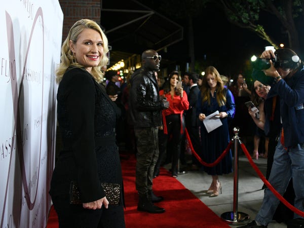 Gia đ&igrave;nh trong mơ của Elon Musk: Cha sở hữu IQ ngang thi&ecirc;n t&agrave;i, mẹ l&agrave; si&ecirc;u mẫu nổi tiếng, 2 em trai v&agrave; g&aacute;i đều l&agrave; triệu ph&uacute; đ&ocirc;la - Ảnh 3.