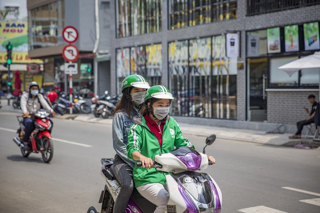  Grab thử nghiệm dịch vụ thu&ecirc; GrabBike theo giờ tại TP.HCM  - Ảnh 2.
