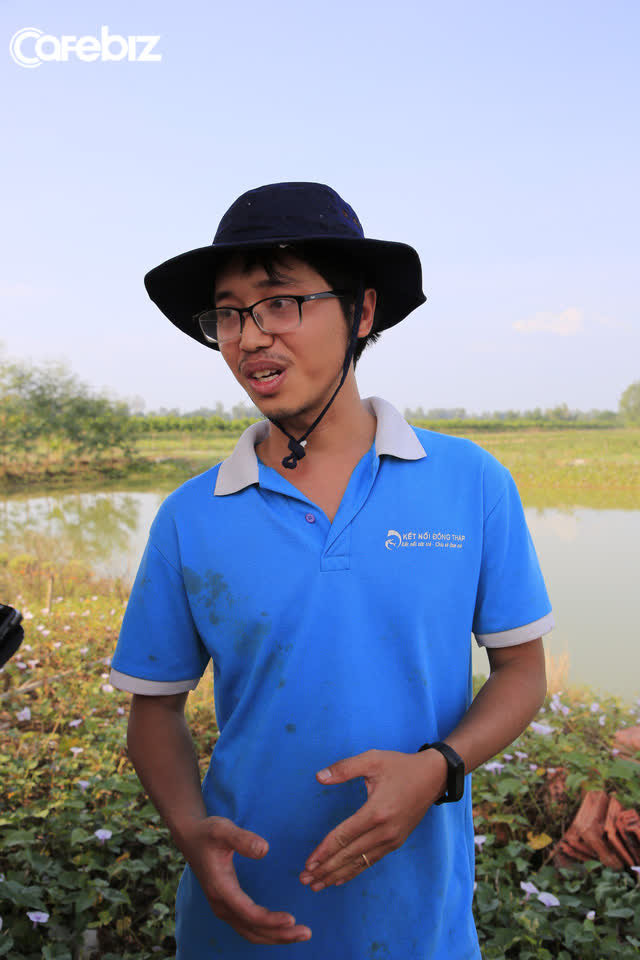  Từ Israel, vợ chồng 9x về qu&ecirc; l&agrave;m n&ocirc;ng nghiệp kh&ocirc;ng h&oacute;a chất: Biến đất cứng như đ&aacute; th&agrave;nh vườn dược liệu xanh mướt, sống rất hạnh ph&uacute;c!  - Ảnh 1.