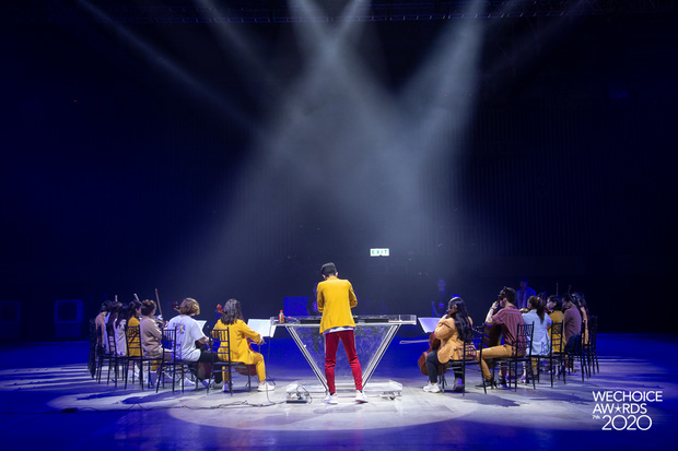 Trước giờ G Gala WeChoice Awards: Ho&agrave;ng Th&ugrave;y Linh v&agrave; Dế Choắt cực t&igrave;nh tứ, B&iacute;ch Phương c&otilde;ng gấu si&ecirc;u đ&aacute;ng y&ecirc;u b&ecirc;n d&agrave;n rapper trai trẻ - Ảnh 5.