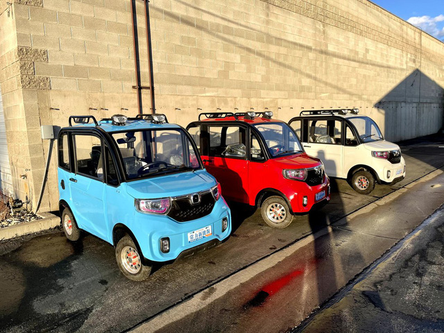 Ngỡ ng&agrave;ng mẫu &ocirc; t&ocirc; điện gi&aacute; kh&ocirc;ng bằng iPhone 13, chạy 60 km cho một lần sạc đầy - Ảnh 7.