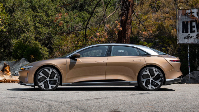 Lạ hoắc với cả thế giới nhưng vì sao mẫu xe điện này được báo Mỹ gọi là kẻ lật đổ Tesla? - Ảnh 3. Lạ hoắc với cả thế giới nhưng vì sao mẫu xe điện này được báo Mỹ gọi là kẻ lật đổ Tesla? - Ảnh 3.