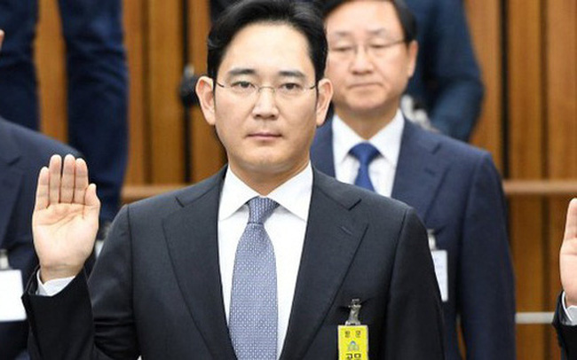 Th&aacute;i tử Samsung ph&aacute;t động cuộc đua gi&agrave;nh ng&ocirc;i vị số một thị trường chip b&aacute;n dẫn, khởi đầu bằng hợp đồng với Tesla, Google - Ảnh 1.