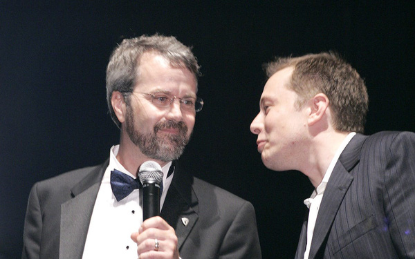 Elon Musk gọi đồng s&aacute;ng lập Tesla l&agrave; cộng sự tồi tệ nhất, người từng su&yacute;t hại chết c&ocirc;ng ty - Ảnh 1.