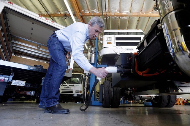 V&igrave; sao chỉ 2 trong số 5 nh&agrave; đồng s&aacute;ng lập Tesla trở n&ecirc;n gi&agrave;u c&oacute;? - Ảnh 2.