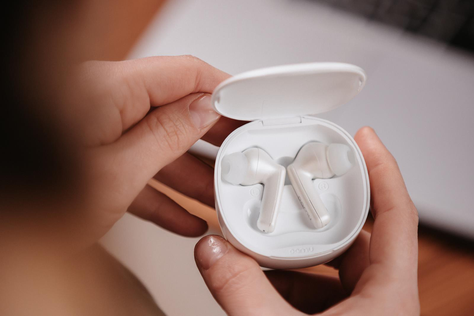 Pamu Quiet Mini: Chống ồn ANC, xuyên âm và gaming mode, thời gian chơi nhạc 18 giờ - Ảnh 2. Pamu Quiet Mini: Chống ồn ANC, xuyên âm và gaming mode, thời gian chơi nhạc 18 giờ - Ảnh 2.