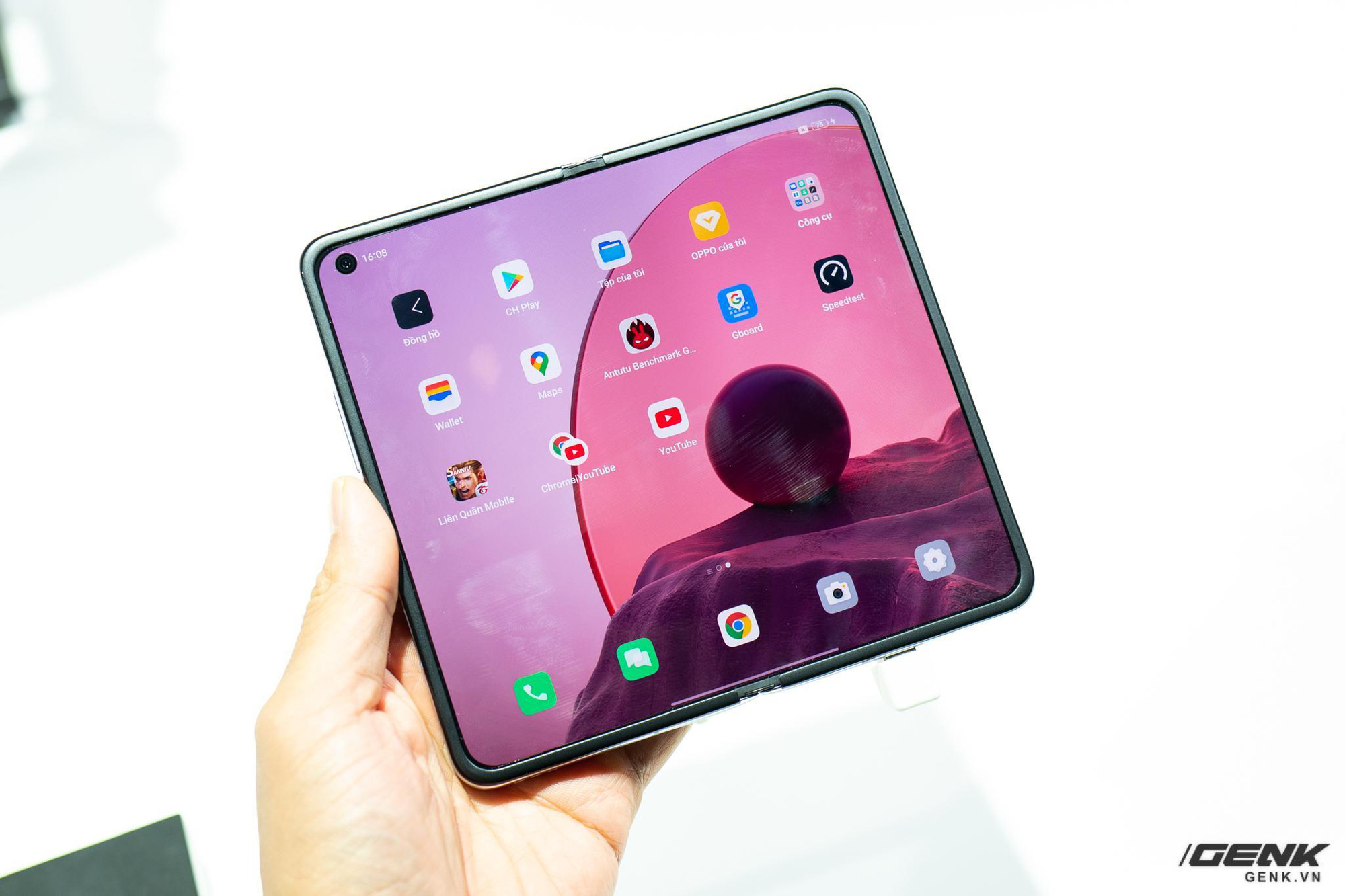 Nói không với nếp gấp, trải nghiệm điện thoại màn hình gập toàn diện bậc nhất từ trước đến nay - Ảnh 3. Nói không với nếp gấp, trải nghiệm điện thoại màn hình gập toàn diện bậc nhất từ trước đến nay - Ảnh 3.