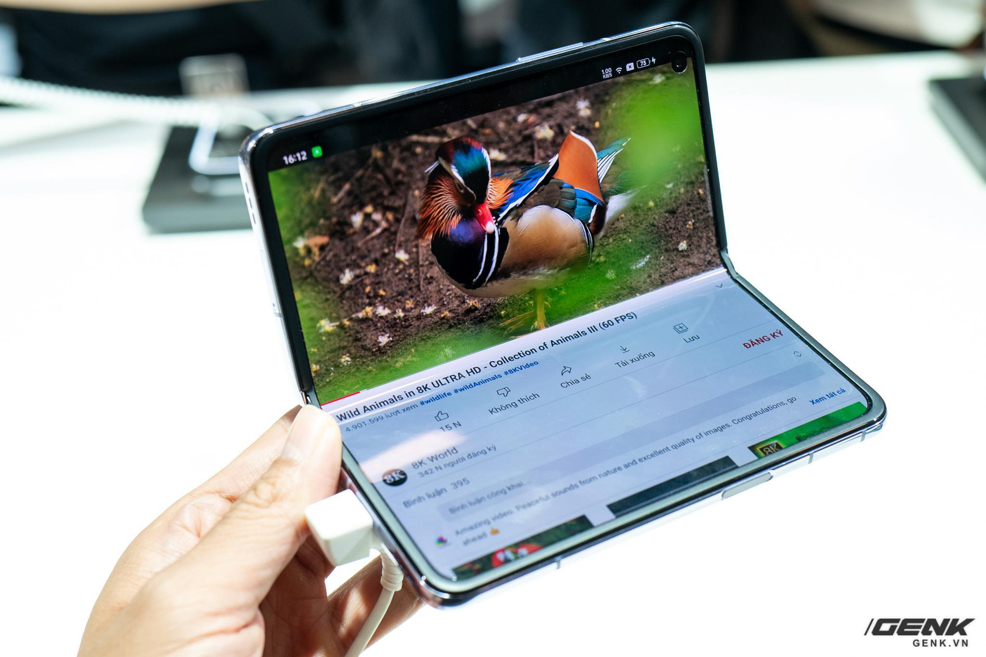 Nói không với nếp gấp, trải nghiệm điện thoại màn hình gập toàn diện bậc nhất từ trước đến nay - Ảnh 6. Nói không với nếp gấp, trải nghiệm điện thoại màn hình gập toàn diện bậc nhất từ trước đến nay - Ảnh 6.