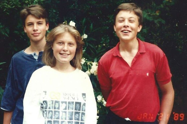 Không phải để làm đẹp, vì sao Elon Musk quyết định phẫu thuật thẩm mỹ mũi? - Ảnh 1. Không phải để làm đẹp, vì sao Elon Musk quyết định phẫu thuật thẩm mỹ mũi? - Ảnh 1.