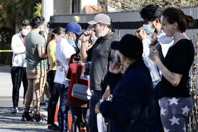  N&oacute;ng: Hai biến thể COVID-19 hợp nhất th&agrave;nh một virus lai đột biến nặng - Lo ngại về 1 giai đoạn mới của đại dịch  - Ảnh 2.