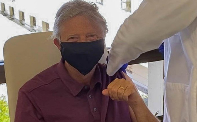 Bill Gates, vắc xin và những chiếc khẩu trang - Ảnh 1. Bill Gates, vắc xin và những chiếc khẩu trang - Ảnh 1.