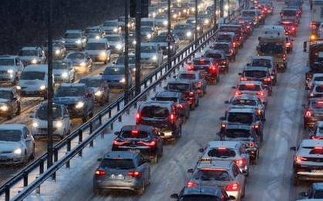 Tại sao giá kim loại quý hiếm nhất hành tinh rhodium tăng hơn 70% kể từ đầu năm 2021 tới nay, đắt gấp 17 lần vàng? - Ảnh 1. Tại sao giá kim loại quý hiếm nhất hành tinh rhodium tăng hơn 70% kể từ đầu năm 2021 tới nay, đắt gấp 17 lần vàng? - Ảnh 1.