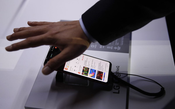 Đàm phán bán mình cho Vingroup thất bại, LG tính đóng luôn mảng điện thoại di động - Ảnh 1. Đàm phán bán mình cho Vingroup thất bại, LG tính đóng luôn mảng điện thoại di động - Ảnh 1.