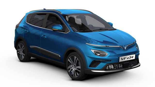 VinFast mở bán xe điện đầu tiên VF e34 giá 690 triệu đồng, thuê pin giá 1,45 triệu/tháng - Ảnh 1. VinFast mở bán xe điện đầu tiên VF e34 giá 690 triệu đồng, thuê pin giá 1,45 triệu/tháng - Ảnh 1.