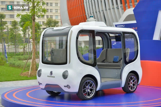  Cận cảnh xe tự l&aacute;i Made in Viet Nam đầu ti&ecirc;n, với con mắt kỳ lạ tr&ecirc;n n&oacute;c  - Ảnh 3.