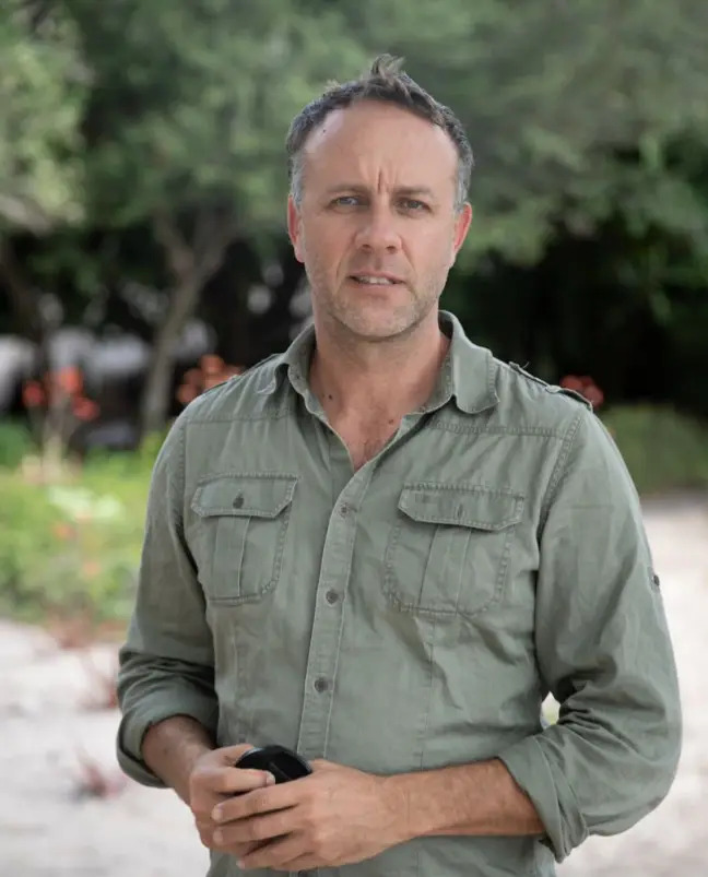 C&aacute; sấu khổng lồ nuốt sống c&aacute; mập, khẳng định vị thế bạo ch&uacute;a tham ăn dưới nước - Ảnh 4.