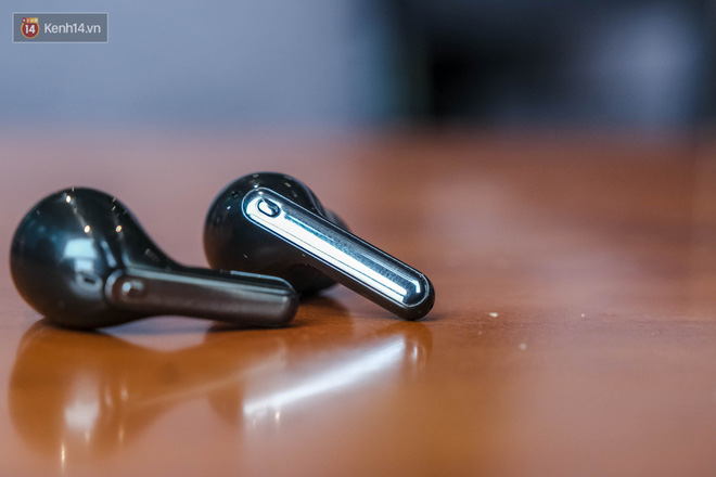 Đánh giá nhanh tai nghe LG TONE Free FN7, liệu có đọ được với AirPods với mức giá 2,7 triệu đồng? - Ảnh 4. Đánh giá nhanh tai nghe LG TONE Free FN7, liệu có đọ được với AirPods với mức giá 2,7 triệu đồng? - Ảnh 4.