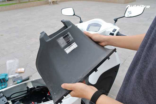 Lột trần VinFast Feliz trong 10 ph&uacute;t, kỹ sư điện đ&aacute;nh gi&aacute;: Kết cấu đơn giản, dễ sửa, dễ độ nhưng vẫn c&ograve;n điểm yếu - Ảnh 12.