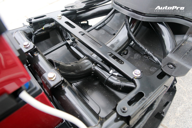 Lột trần VinFast Feliz trong 10 ph&uacute;t, kỹ sư điện đ&aacute;nh gi&aacute;: Kết cấu đơn giản, dễ sửa, dễ độ nhưng vẫn c&ograve;n điểm yếu - Ảnh 14.