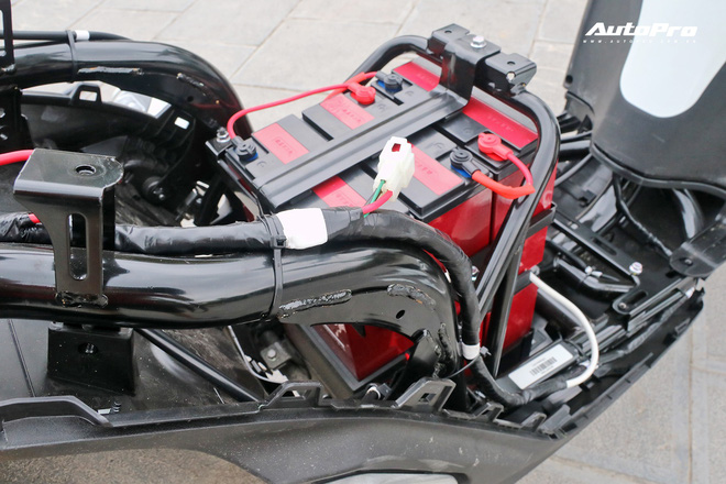 Lột trần VinFast Feliz trong 10 ph&uacute;t, kỹ sư điện đ&aacute;nh gi&aacute;: Kết cấu đơn giản, dễ sửa, dễ độ nhưng vẫn c&ograve;n điểm yếu - Ảnh 15.