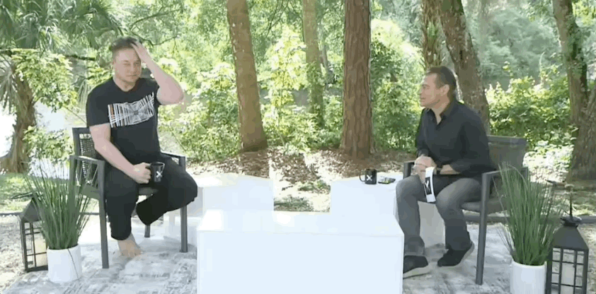 Elon Musk: Kh&aacute;m ph&aacute; sao Hỏa kh&ocirc;ng phải l&agrave; lối tho&aacute;t cho người gi&agrave;u - Ảnh 1.