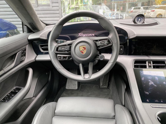 5 xe điện xuất hiện ở Việt Nam trước Vinfast rất l&acirc;u: X&oacute;t xa nhất lại ch&iacute;nh l&agrave; số phận 2 chiếc Tesla - Ảnh 1.