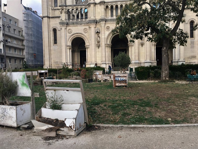 Những h&igrave;nh ảnh g&acirc;y sốc cho thấy th&agrave;nh phố Paris hoa lệ ngập trong r&aacute;c khiến cộng đồng mạng thất vọng tr&agrave;n trề, chuyện g&igrave; đang xảy ra? - Ảnh 12.