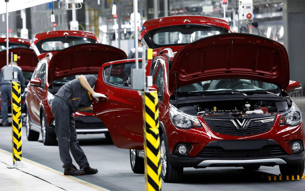 Vingroup thu hơn 4.800 tỷ đồng từ b&aacute;n &ocirc; t&ocirc;, xe m&aacute;y, điện thoại trong 3 th&aacute;ng đầu năm - Ảnh 1.