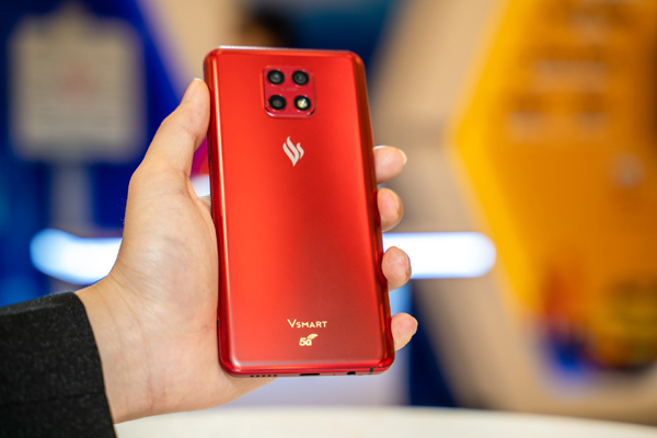 Hành trình 3 năm của điện thoại Vsmart có gì đặc biệt? - Ảnh 3. Hành trình 3 năm của điện thoại Vsmart có gì đặc biệt? - Ảnh 3.