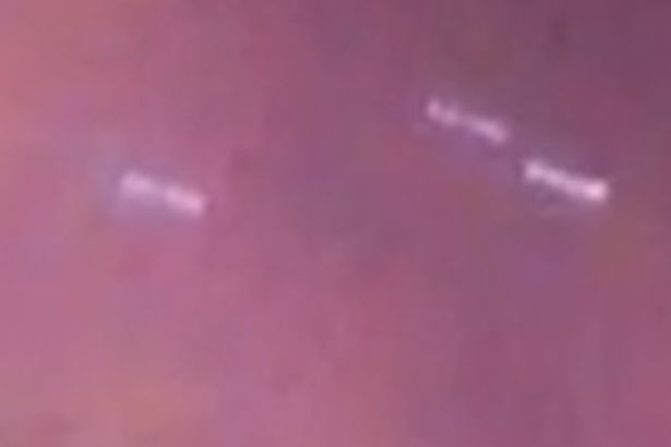 Chứng kiến người ngo&agrave;i h&agrave;nh tinh bước ra từ UFO khiến người d&acirc;n Bolivia cho&aacute;ng v&aacute;ng - Ảnh 1.