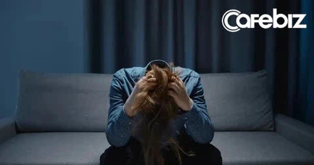 FOMO - Hội chứng l&yacute; giải nguy&ecirc;n nh&acirc;n người người, nh&agrave; nh&agrave; lao v&agrave;o chơi chứng kho&aacute;n, tiền số: Nỗi sợ người kh&aacute;c gi&agrave;u nhanh hơn m&igrave;nh, sợ bỏ lỡ cơ hội - Ảnh 4.