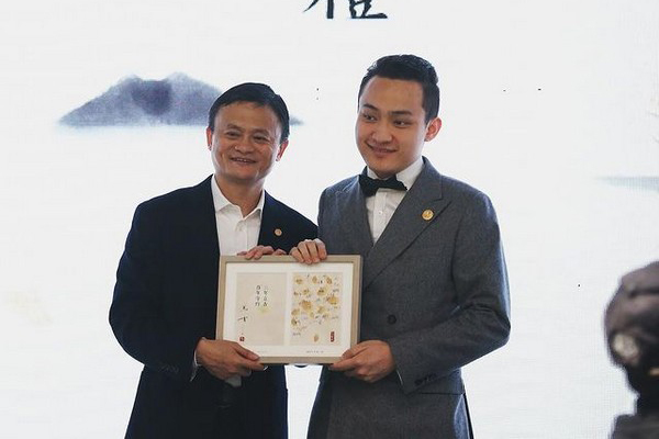 Những thuyết &acirc;m mưu xoay quanh truyền nh&acirc;n của Jack Ma - Ảnh 1.