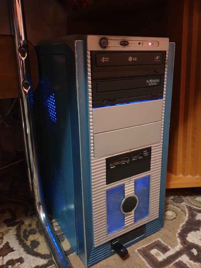 Windows 11 chạy ngon lành trên PC cổ từ 2007 với chip Dual Core 2.2 GHz và 4GB RAM DDR2 - Ảnh 4. Windows 11 chạy ngon lành trên PC cổ từ 2007 với chip Dual Core 2.2 GHz và 4GB RAM DDR2 - Ảnh 4.