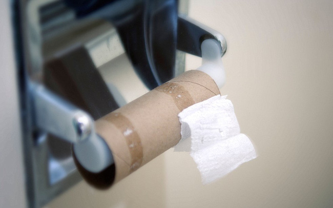  Elon Musk so s&aacute;nh t&igrave;nh trạng khan hiếm chip to&agrave;n cầu với khủng hoảng&hellip; giấy vệ sinh  - Ảnh 1.