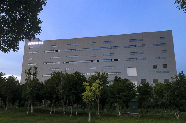 Số phận bi thảm của nh&agrave; cung cấp linh kiện cho Apple: Đang l&ecirc;n như diều gặp gi&oacute; bỗng bị loại khỏi cuộc chơi v&igrave; v&aacute;n b&agrave;i ch&iacute;nh trị - Ảnh 2.