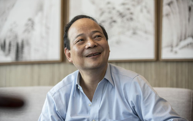 L&agrave;m pin cho Tesla, tỷ ph&uacute; n&agrave;y giờ đ&atilde; gi&agrave;u hơn cả Jack Ma - Ảnh 1.