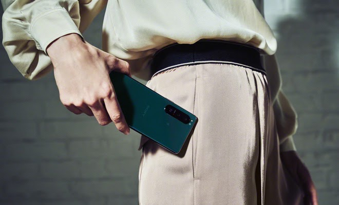 Xperia 1 III ra mắt tại Việt Nam nhưng chưa c&oacute; gi&aacute;, Xperia 10 III 5G gi&aacute; 11.99 triệu, tặng qu&agrave; 2.99 triệu - Ảnh 1.