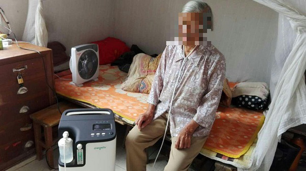  Người d&acirc;n TP.HCM đổ x&ocirc; đi mua m&aacute;y tạo oxy, b&aacute;c sĩ thốt l&ecirc;n: Bị Covid-19 m&agrave; d&aacute;m thở oxy tại nh&agrave; th&igrave; t&ocirc;i... kh&acirc;m phục! - Ảnh 1.