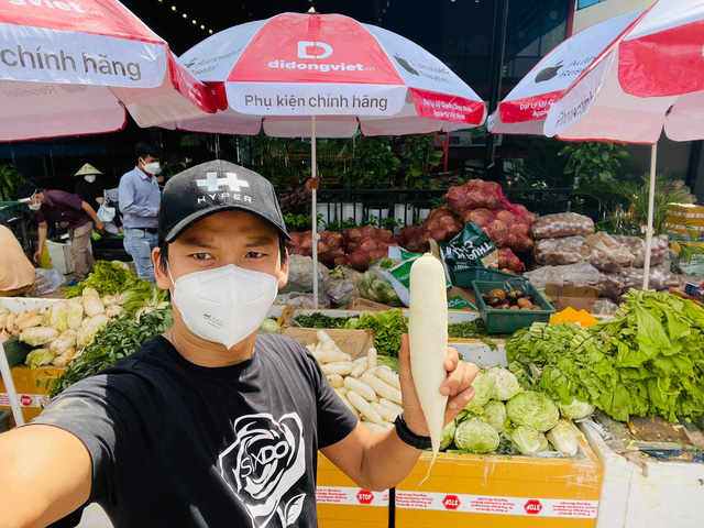  Gi&aacute;m đốc hệ thống điện thoại đi b&aacute;n rau, thịt, trứng đồng gi&aacute; giữa đại dịch Covid-19  - Ảnh 4.