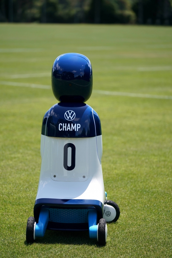  Lần đầu trong lịch sử, ph&oacute;ng vi&ecirc;n to&agrave;n cầu c&oacute; thể tham dự MWC 2021 nhờ 100 robot của người Việt  - Ảnh 3.