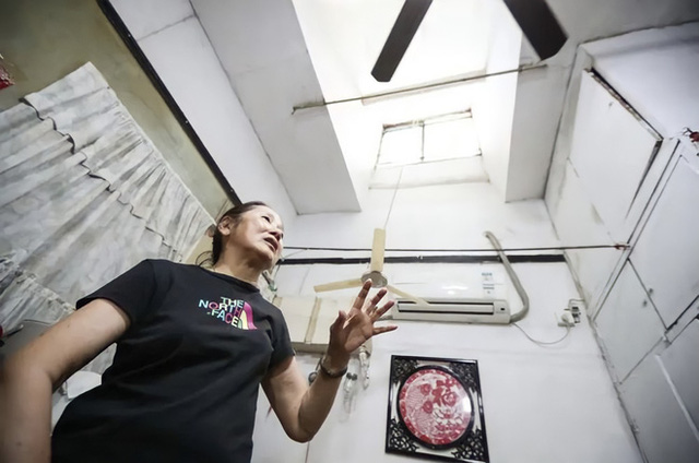 Cuộc sống chật vật bên trong những ngôi nhà mỏng tang như tờ giấy giữa lòng thành phố hoa lệ không bao giờ ngủ - Ảnh 4. Cuộc sống chật vật bên trong những ngôi nhà mỏng tang như tờ giấy giữa lòng thành phố hoa lệ không bao giờ ngủ - Ảnh 4.