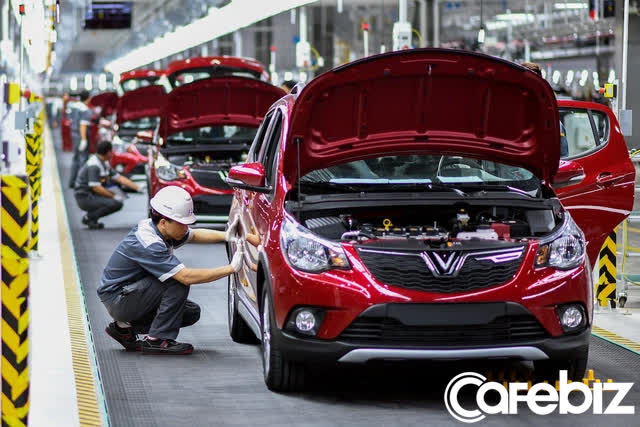 Tỷ phú Phạm Nhật Vượng chiêu mộ loạt nhân sự cấp cao từ Tesla, Toyota đến BMW, quyết nâng tầm VinFast thành hãng xe điện toàn cầu - Ảnh 2. Tỷ phú Phạm Nhật Vượng chiêu mộ loạt nhân sự cấp cao từ Tesla, Toyota đến BMW, quyết nâng tầm VinFast thành hãng xe điện toàn cầu - Ảnh 2.