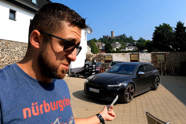 Đem chiếc RS6 h&agrave;ng mượn đi cứu trợ lũ lụt, YouTuber bị Audi quở tr&aacute;ch: Xe của ch&uacute;ng t&ocirc;i kh&ocirc;ng phải để l&agrave;m việc đ&oacute;  - Ảnh 2.