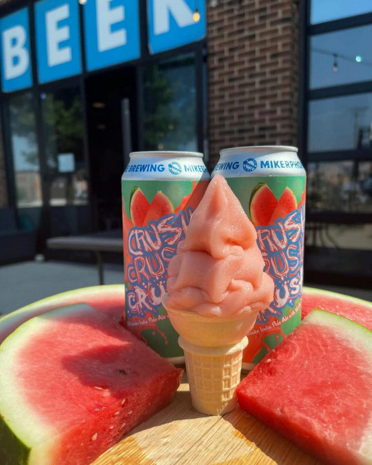 Cỗ máy này sẽ giúp bạn ăn kem bia đến say quắc cần câu - Ảnh 4. Cỗ máy này sẽ giúp bạn ăn kem bia đến say quắc cần câu - Ảnh 4.